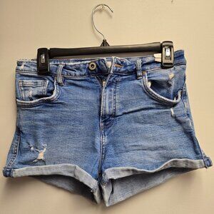 Zara TRF Denim Shorts 6 Blue Mid Rise Distressed Frayed Cut Offs Summer Festival